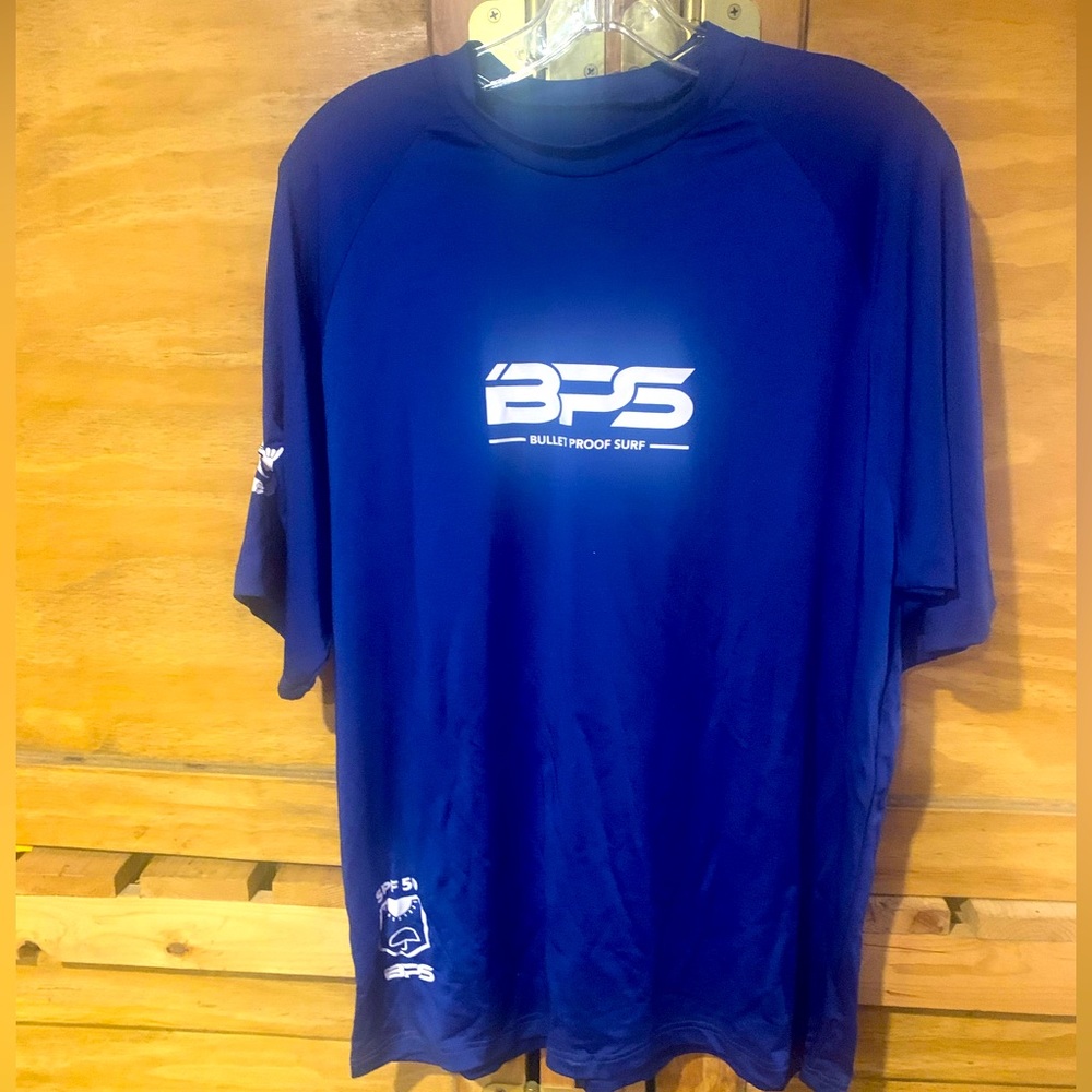 bulletproof surf rash, guard, extra-large, SPF 50. Sun protection.